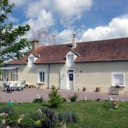 Le Pre De Luceau Bed & Breakfast Blet Bagian luar foto